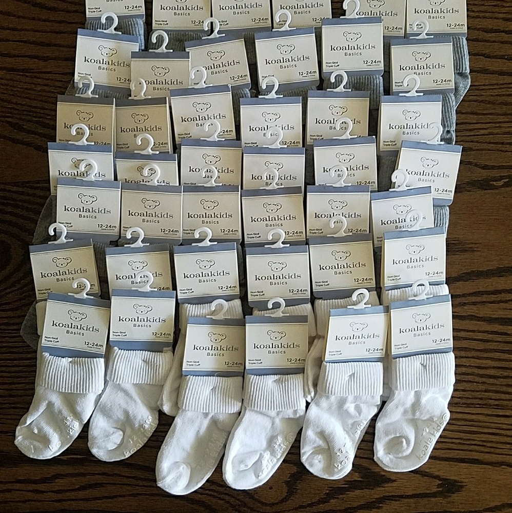 NEW Babies R Us brand socks 12-24 months